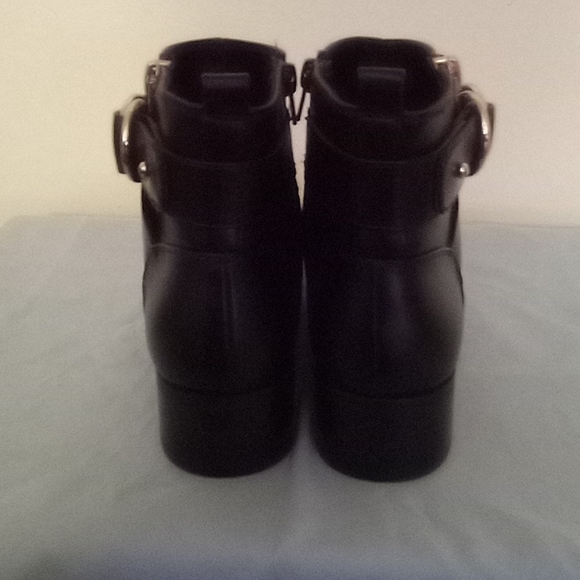 A Pair Of  Black Boots. - Picture 3 of 6